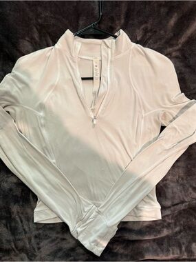 Cropped Lululemon White Quarter Zip Size 4